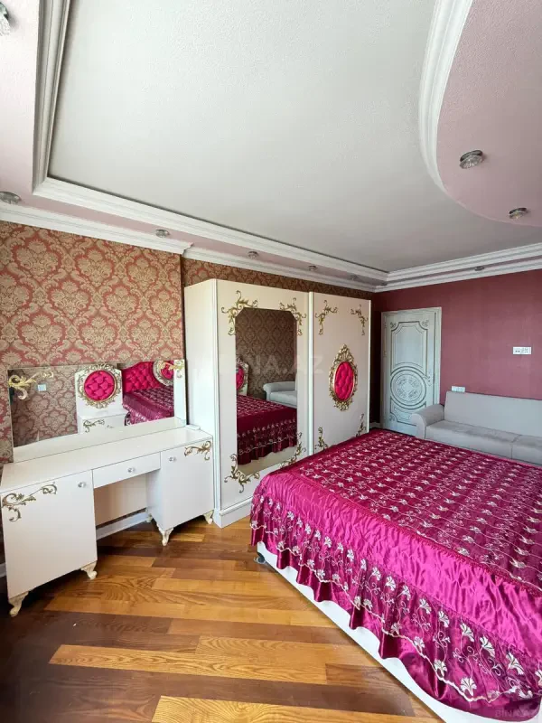 Satılır 3 otaqlı mənzil 88 m²