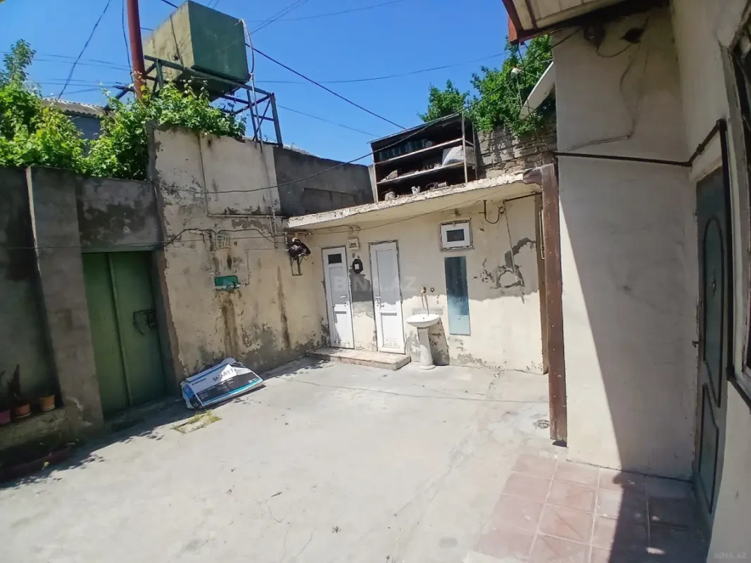 Satılır 6 otaqlı həyət evi 130 m²