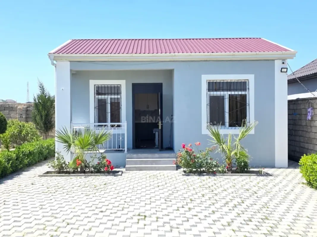 Kirayə verilir 2 otaqlı həyət evi 64 m²