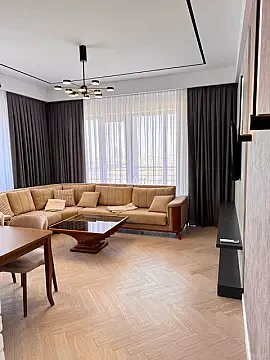 Kirayə verilir 3 otaqlı mənzil 125 m² — Bakı 3 otaq 125.00 m²