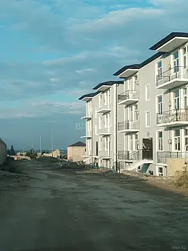 Satılır 7 otaqlı həyət evi 240 m² — Bakı, Suraxanı 7 otaq 240.00 m²