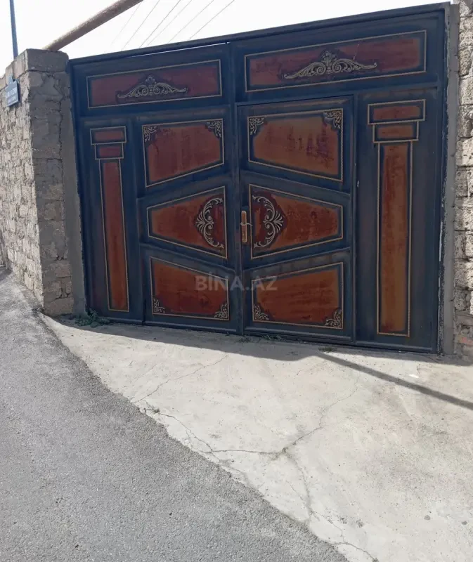 Satılır 4 otaqlı həyət evi 150 m²