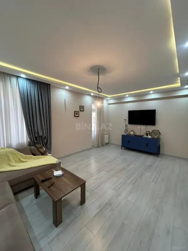 Satılır 3 otaqlı mənzil 124 m²