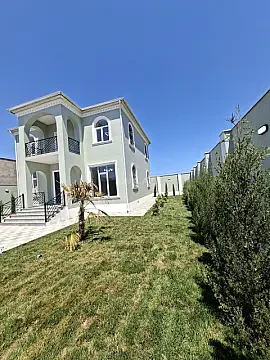 Satılır 4 otaqlı həyət evi 200 m² — Bakı, Binə 4 otaq 200.00 m²
