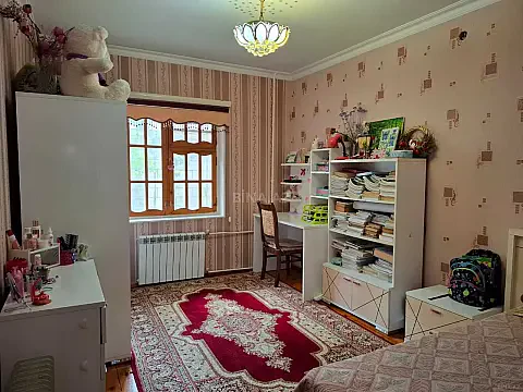 Satılır 4 otaqlı mənzil 100 m² — Bakı, İnşaatçılar 4 otaq 100.00 m²