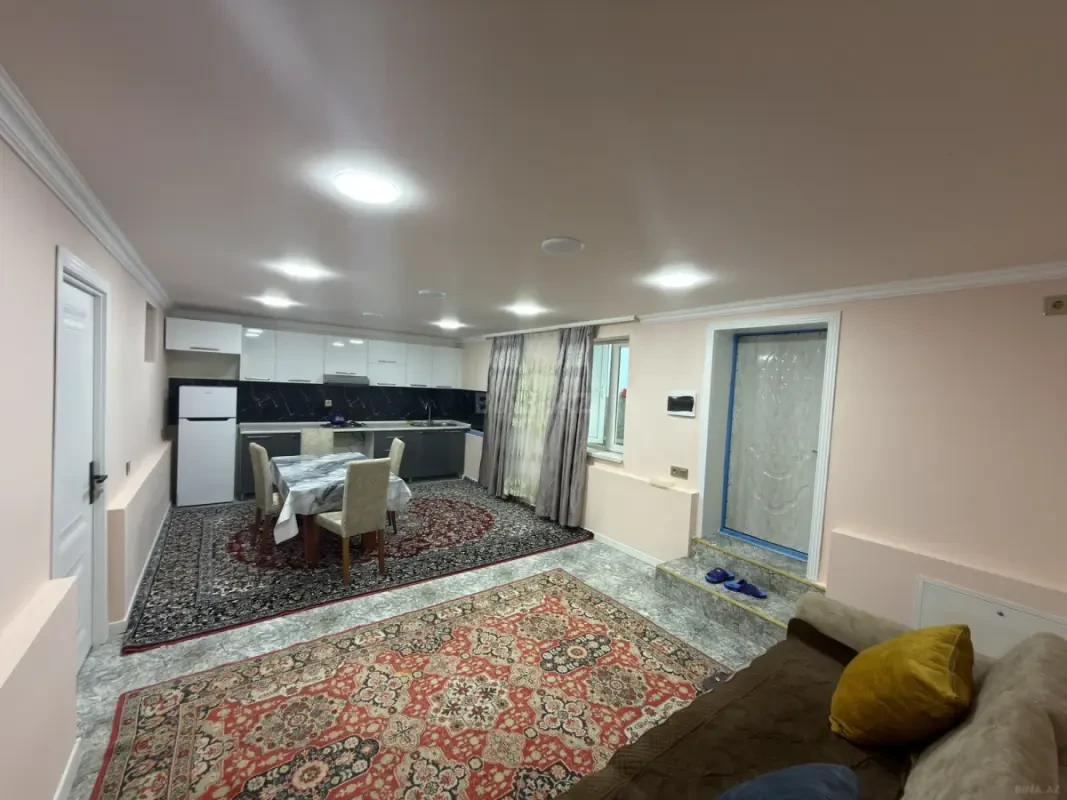 Kirayə verilir 3 otaqlı həyət evi 70 m²
