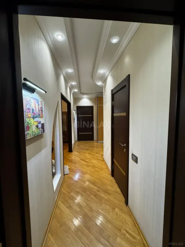 Kirayə verilir 2 otaqlı mənzil 100 m²