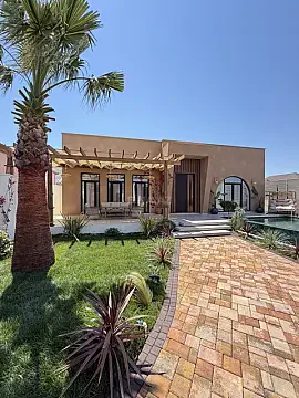 Satılır 5 otaqlı həyət evi 220 m² — Bakı, Mərdəkan 5 otaq 220.00 m²