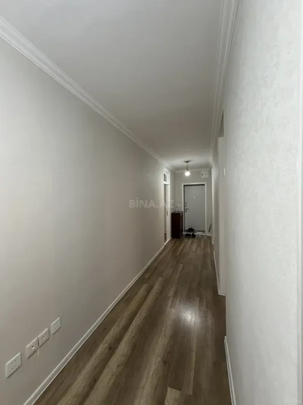 Satılır 5 otaqlı mənzil 100 m²