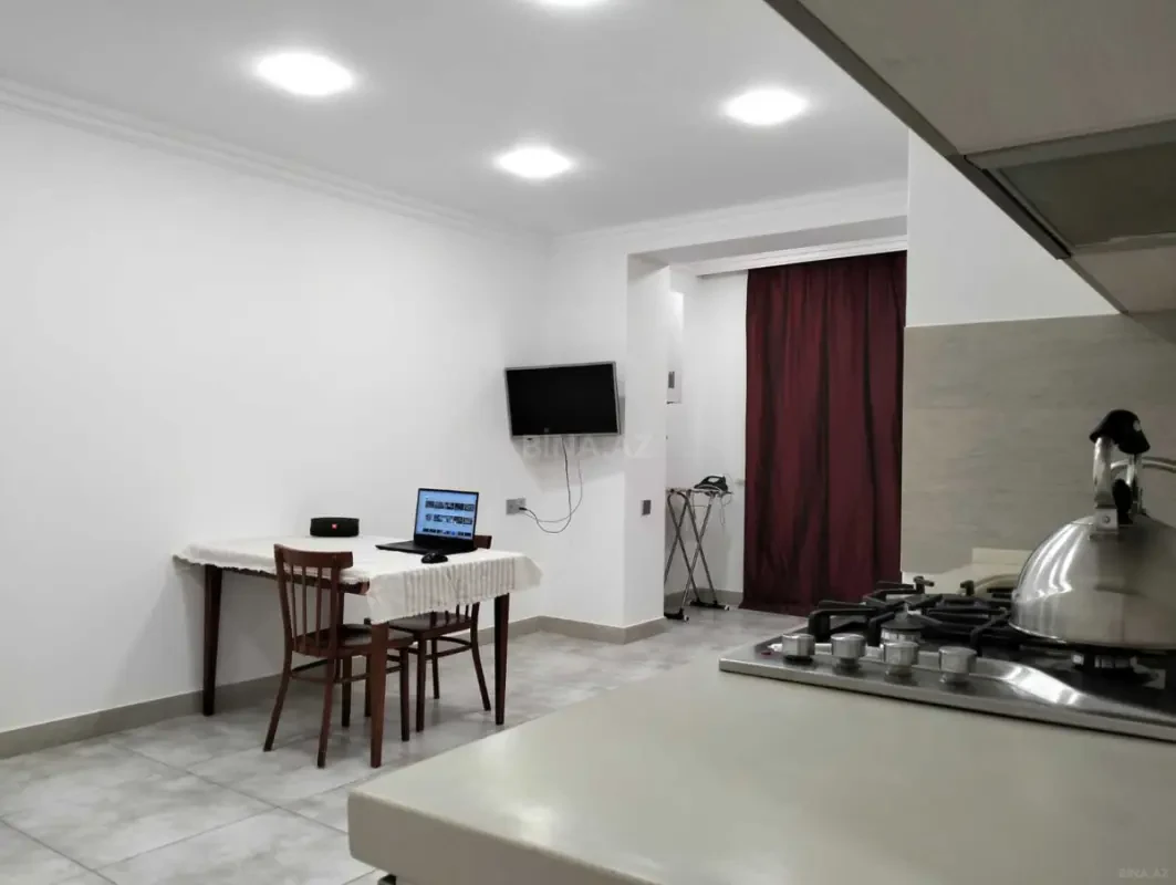 Kirayə verilir 2 otaqlı mənzil 40 m²