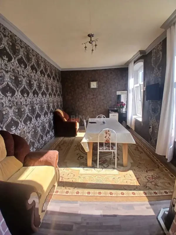 Kirayə verilir 3 otaqlı həyət evi 47 m²