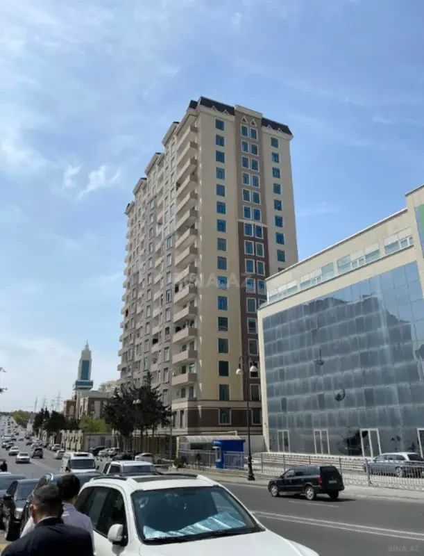 Kirayə verilir 2 otaqlı mənzil 95 m²