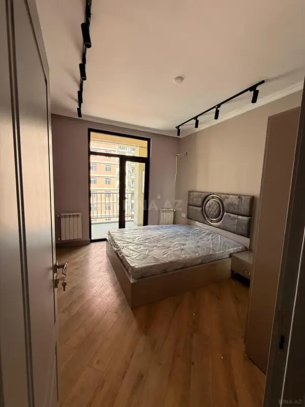 Kirayə verilir 2 otaqlı mənzil 60 m²