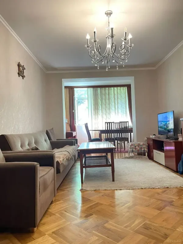 Satılır 3 otaqlı mənzil 60 m²