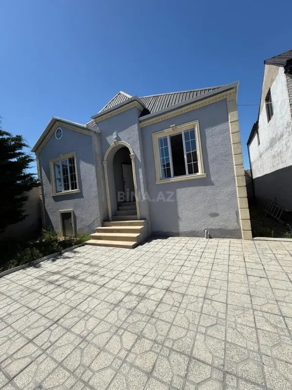 Satılır 4 otaqlı həyət evi 110 m²