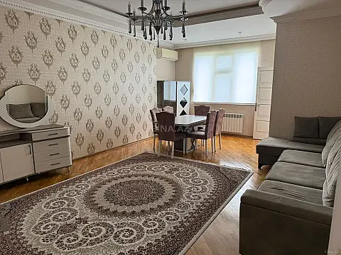 Kirayə verilir 3 otaqlı mənzil 90 m² — Bakı 3 otaq 90.00 m²
