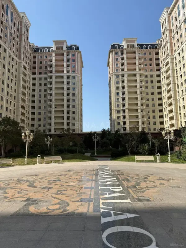 Kirayə verilir 2 otaqlı mənzil 77 m²