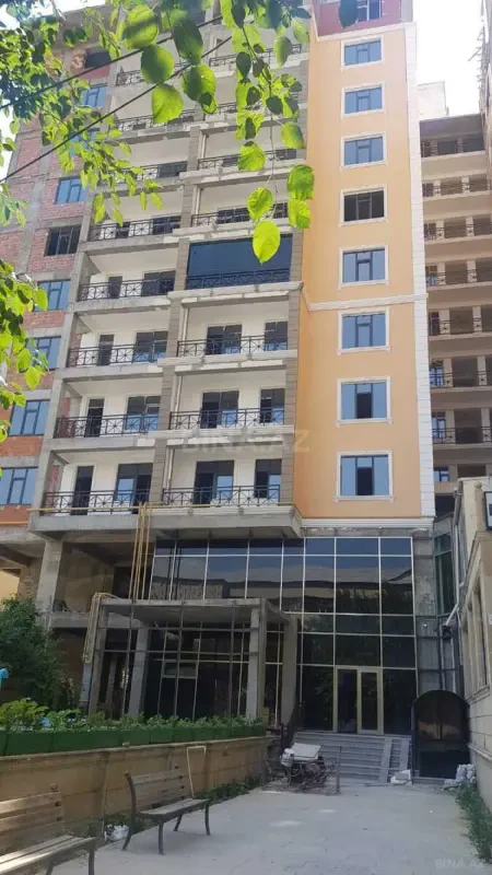 Satılır 1 otaqlı mənzil 73 m²