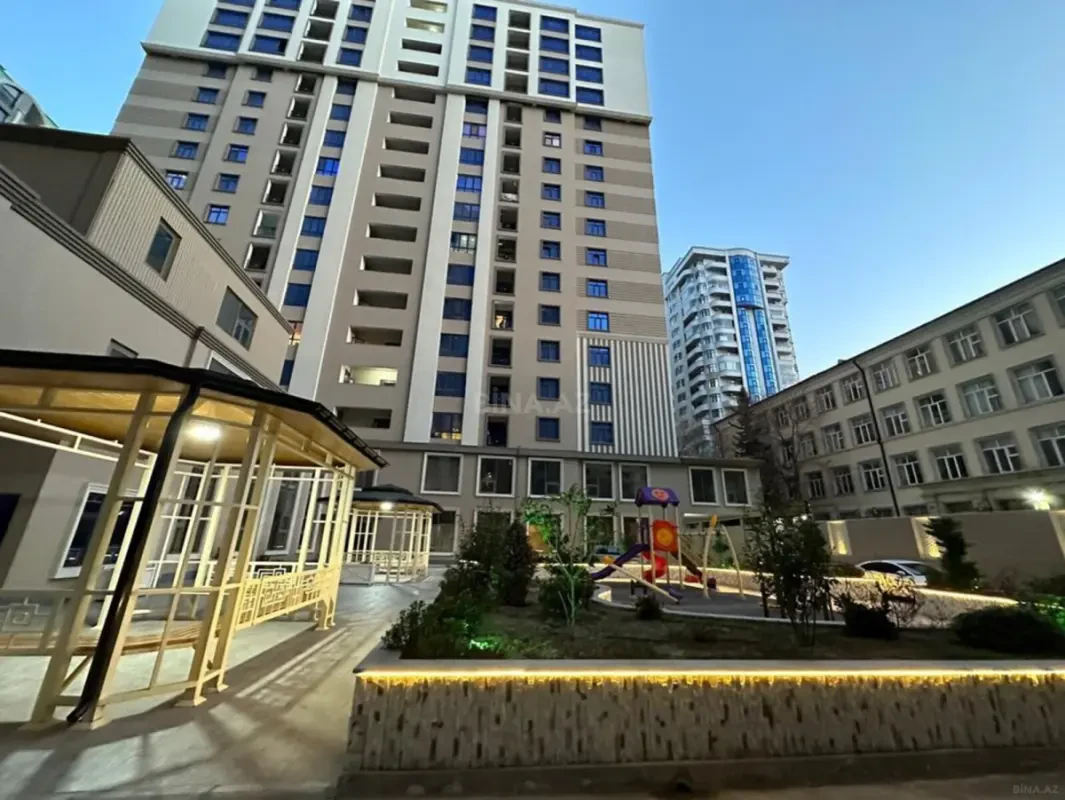 Satılır 3 otaqlı mənzil 96 m²