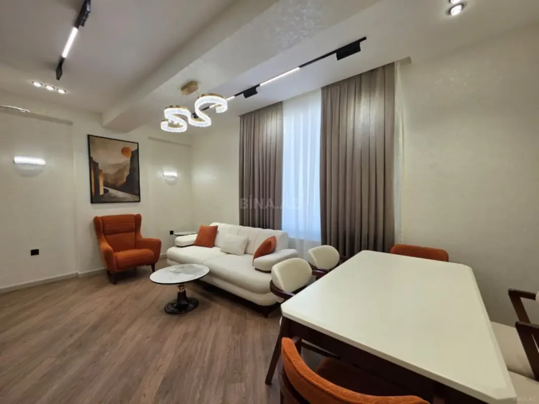 Satılır 3 otaqlı mənzil 91 m²