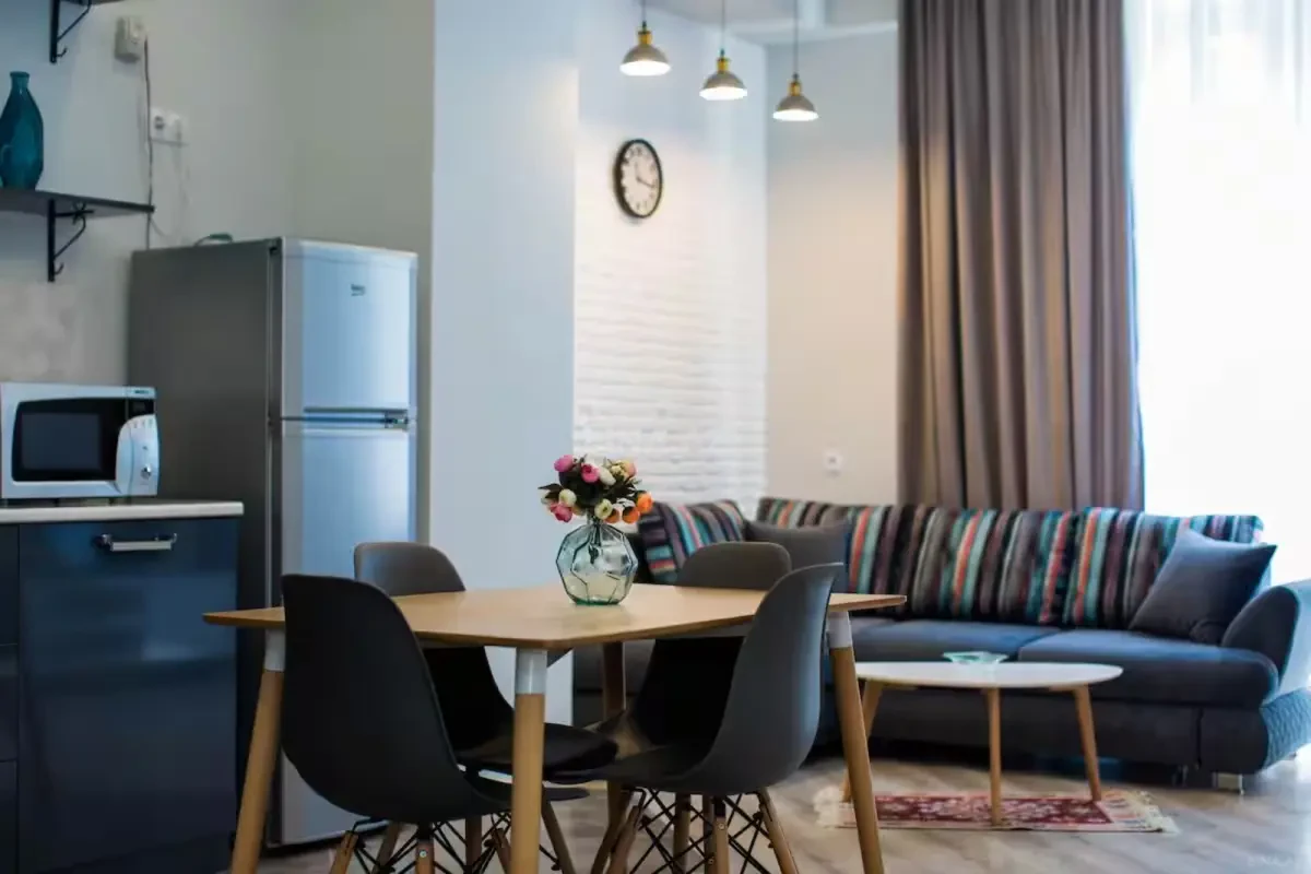 Kirayə verilir 3 otaqlı mənzil 105 m²