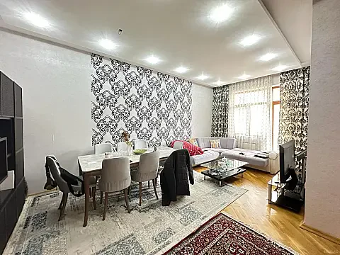 Kirayə verilir 3 otaqlı mənzil 130 m² — Bakı 3 otaq 130.00 m²
