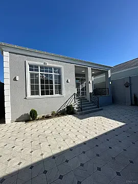 Satılır 4 otaqlı həyət evi 150 m² — Bakı, Binə 4 otaq 150.00 m²