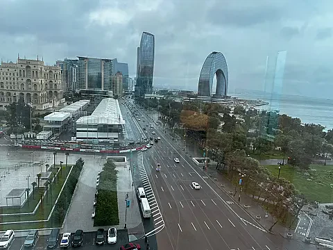 Kirayə verilir 3 otaqlı mənzil 200 m² — Bakı, Sahil qəs. 3 otaq 200.00 m²