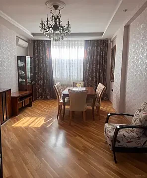 Satılır 3 otaqlı mənzil 122 m² — Bakı 3 otaq 122.00 m²