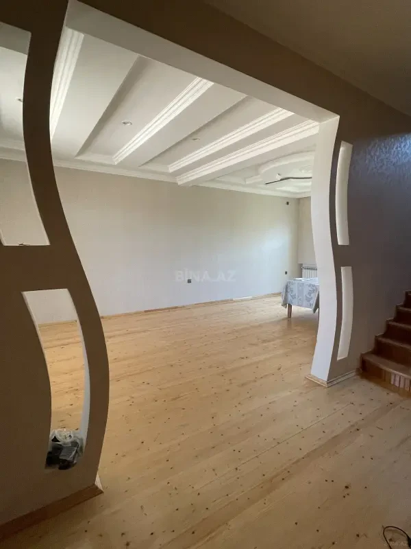 Kirayə verilir 5 otaqlı həyət evi 250 m²