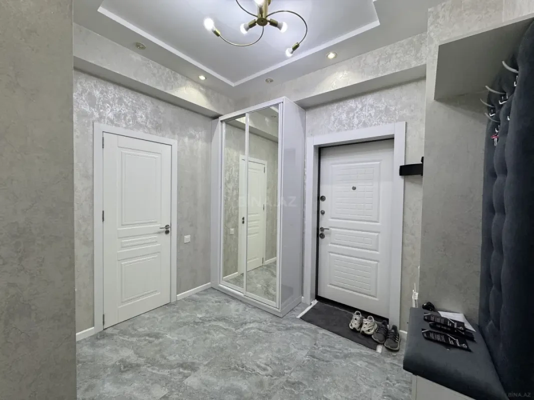 Kirayə verilir 2 otaqlı mənzil 70 m²
