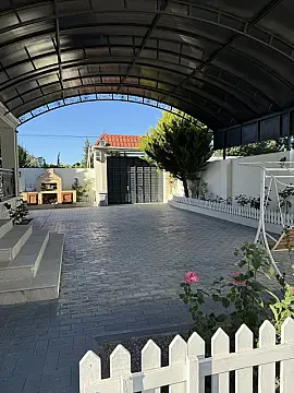 Satılır 4 otaqlı həyət evi 168 m² — Bakı 4 otaq 168.00 m²