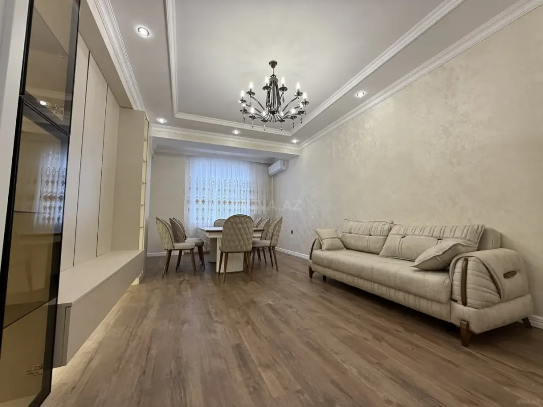 Kirayə verilir 3 otaqlı mənzil 120 m²
