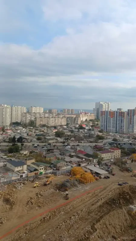 Kirayə verilir 2 otaqlı mənzil 78 m²