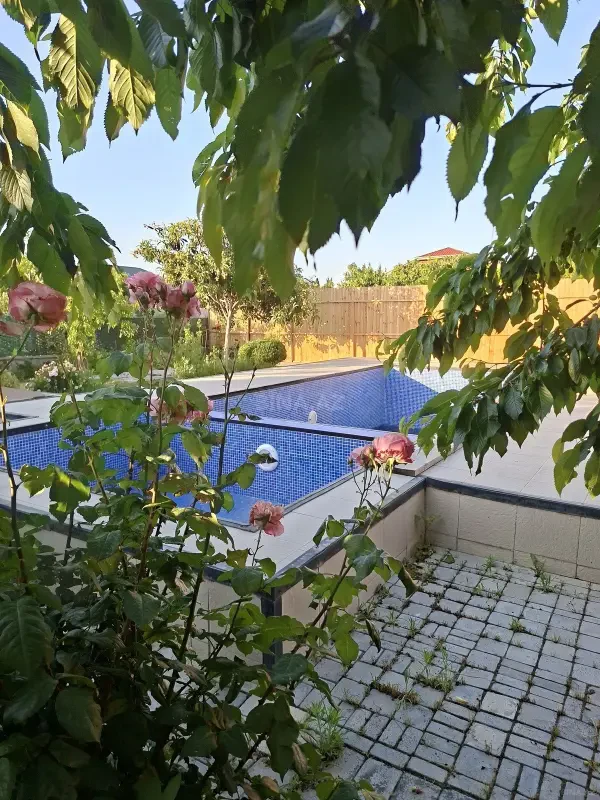 Kirayə verilir 3 otaqlı həyət evi 96 m²