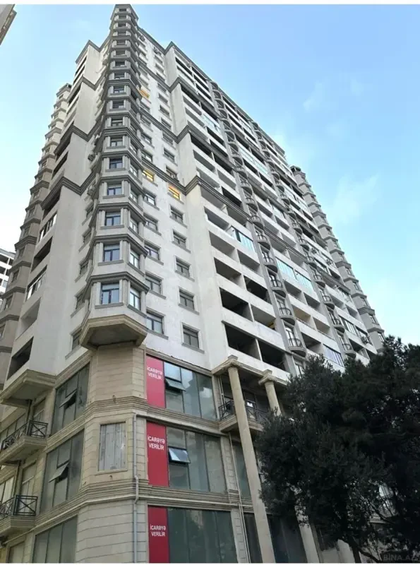 Satılır 2 otaqlı mənzil 70 m²