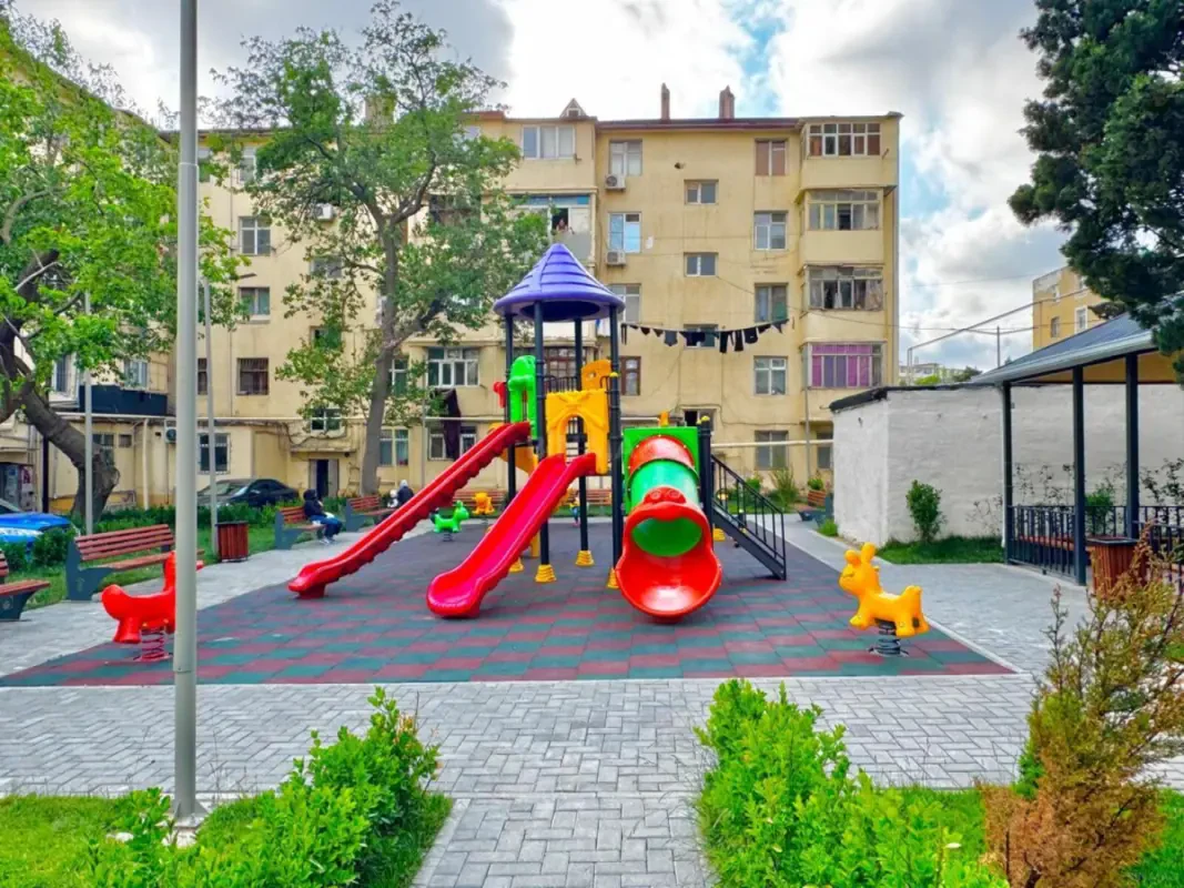 Satılır 3 otaqlı mənzil 75 m²