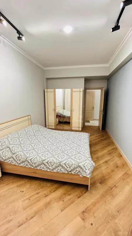 Kirayə verilir 2 otaqlı mənzil 70 m²