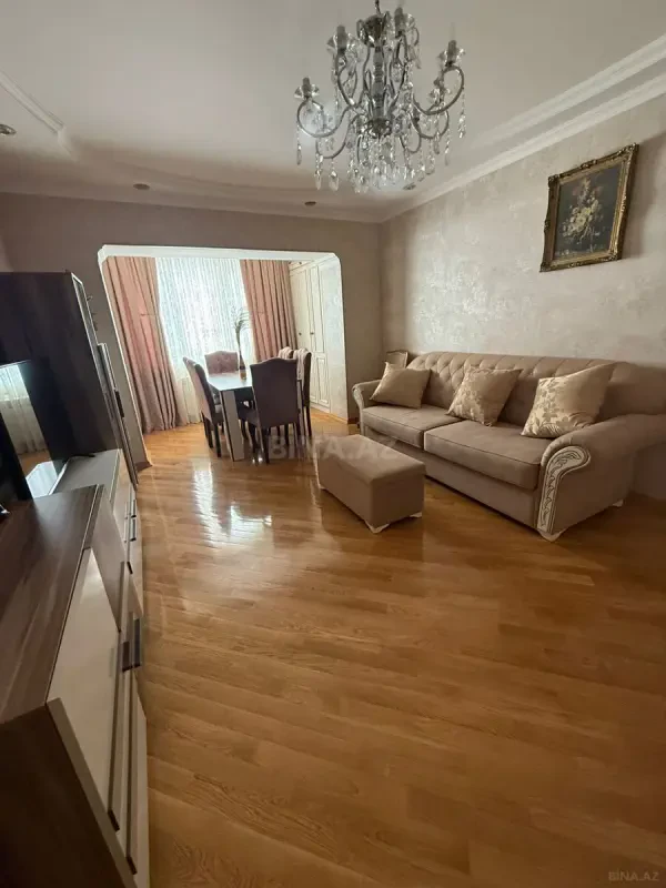 Kirayə verilir 3 otaqlı mənzil 80 m²