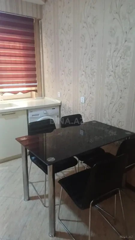 Satılır 3 otaqlı mənzil 82 m²