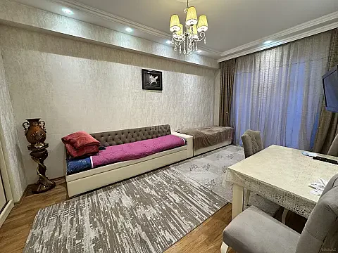 Kirayə verilir 1 otaqlı mənzil 50 m² — Bakı 1 otaq 50.00 m²