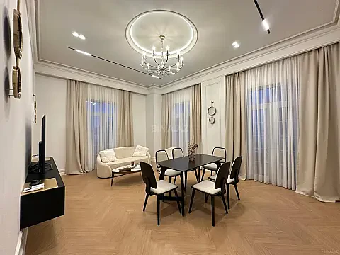 Kirayə verilir 4 otaqlı mənzil 130 m² — Bakı 4 otaq 130.00 m²