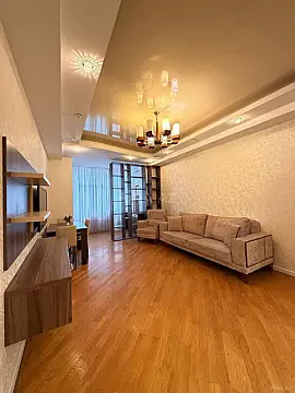Kirayə verilir 3 otaqlı mənzil 125 m² — Bakı, Xətai 3 otaq 125.00 m²