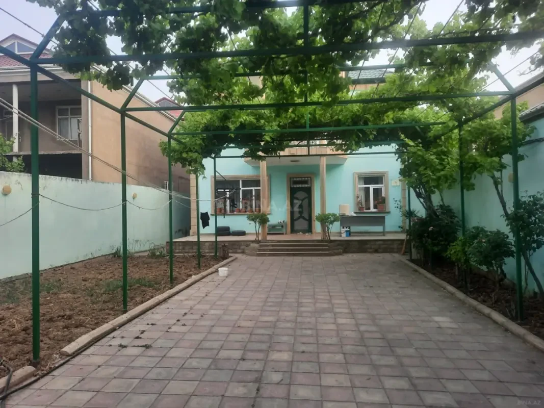 Satılır 5 otaqlı həyət evi 170 m²