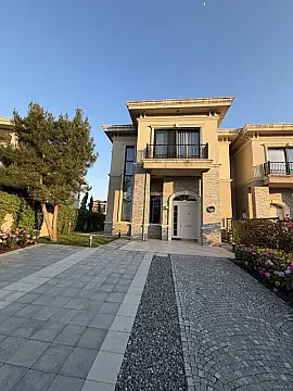 Satılır 4 otaqlı həyət evi 200 m² — Bakı, Binə 4 otaq 200.00 m²
