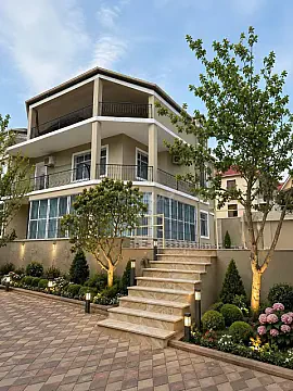 Kirayə verilir 7 otaqlı həyət evi 450 m² — Bakı, Badamdar 7 otaq 450.00 m²