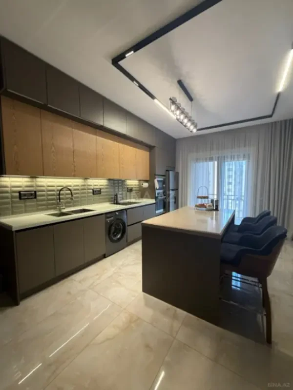 Satılır 2 otaqlı mənzil 95 m²