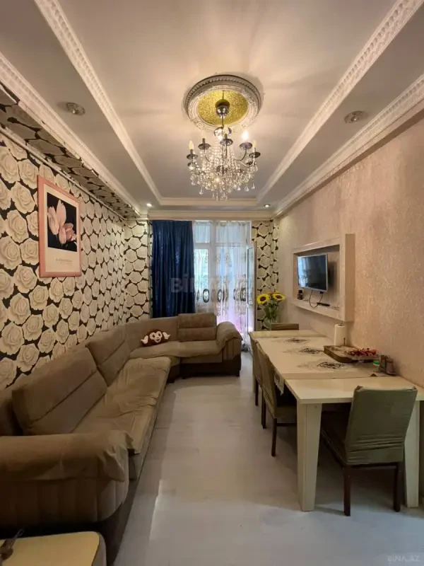 Satılır 3 otaqlı mənzil 68.5 m²