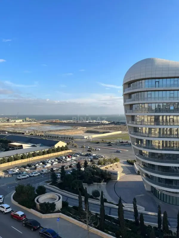Kirayə verilir 3 otaqlı mənzil 120 m²