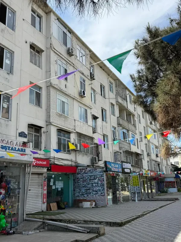 Satılır 3 otaqlı mənzil 45 m²